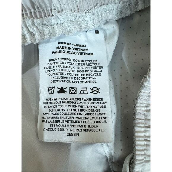 Nike Women's Size XS Surf to Sport Tempo Running Short Platinum Tint AQ5682-094 - Picture 8 of 11